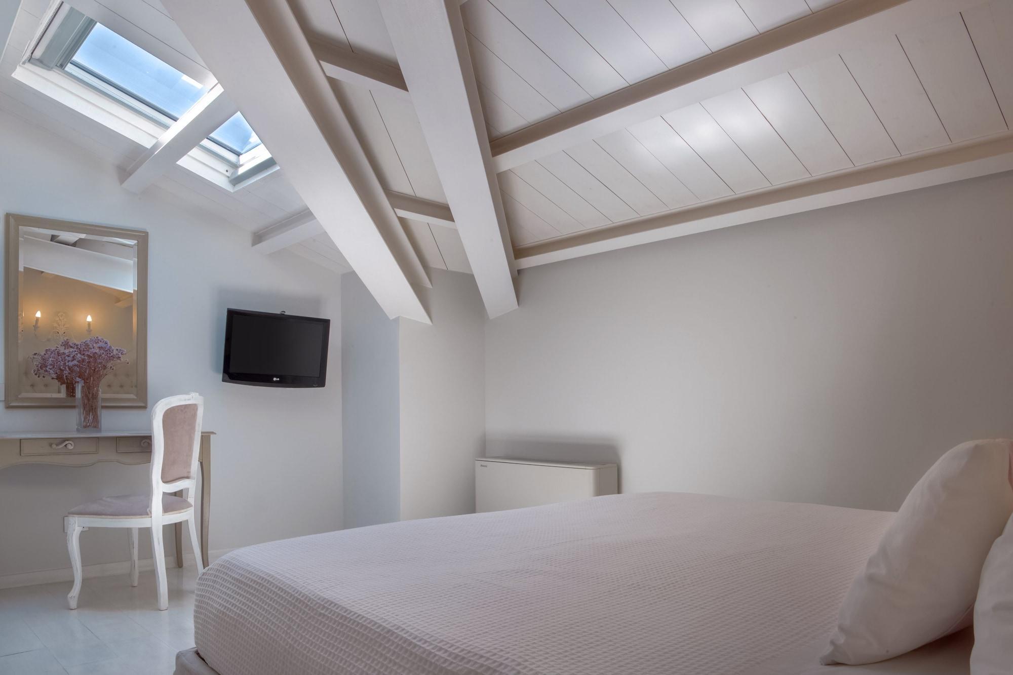 Micra Anglia Boutique Hotel & Spa Ándros 外观 照片
