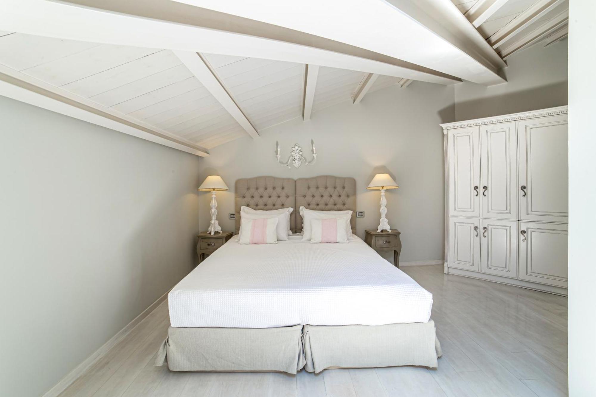 Micra Anglia Boutique Hotel & Spa Ándros 外观 照片
