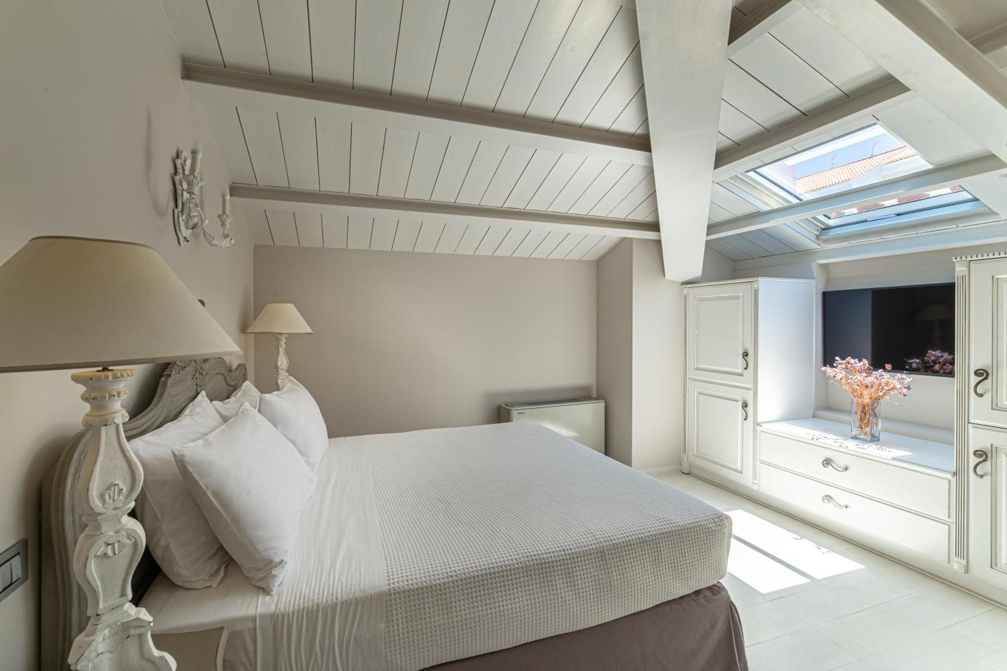Micra Anglia Boutique Hotel & Spa Ándros 外观 照片