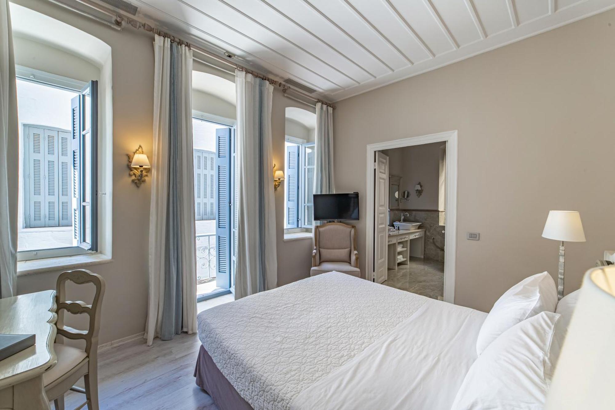 Micra Anglia Boutique Hotel & Spa Ándros 外观 照片