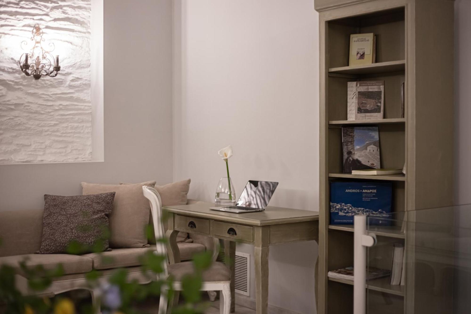 Micra Anglia Boutique Hotel & Spa Ándros 外观 照片