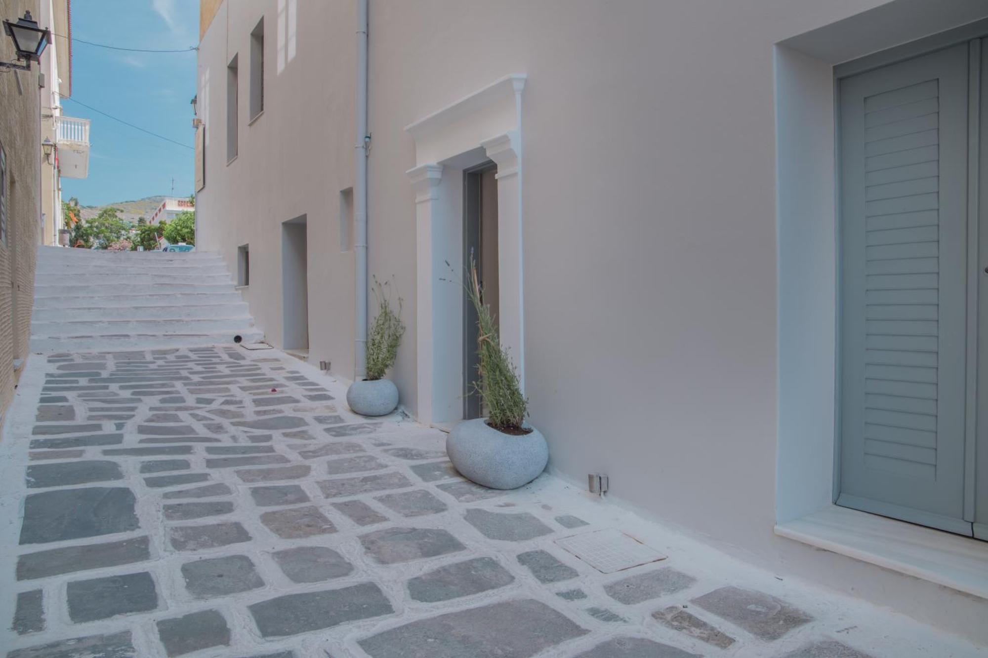 Micra Anglia Boutique Hotel & Spa Ándros 外观 照片